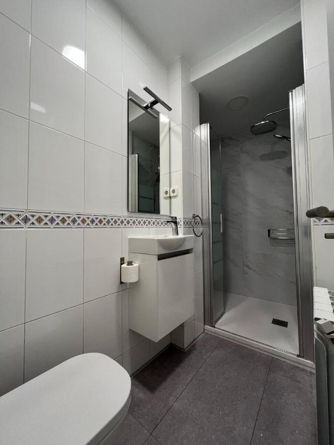 Amplio Y Centrico Piso Con Patio. Apartamento Corunha Exterior foto